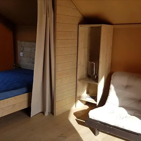 Village Glamping Biscione Lyxtält *