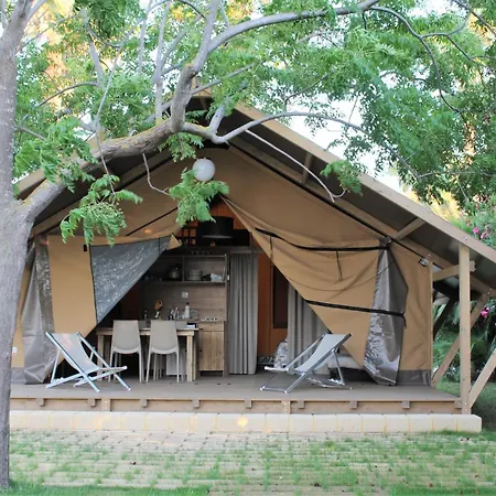 Village Glamping Biscione Lüks kamp alanı *