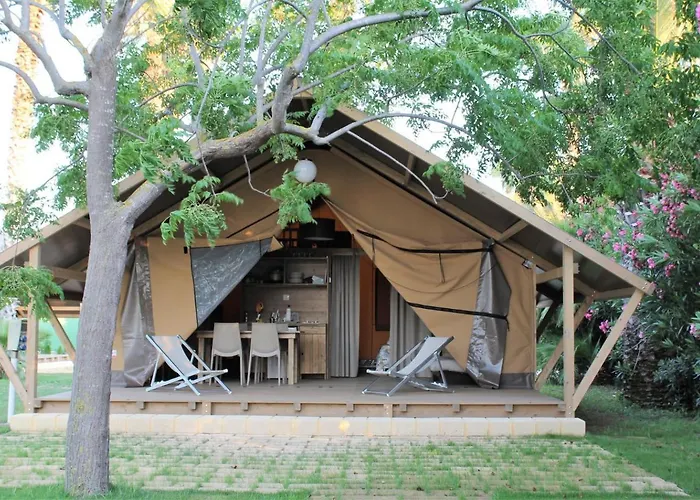 Luxusní stan Village Glamping Biscione