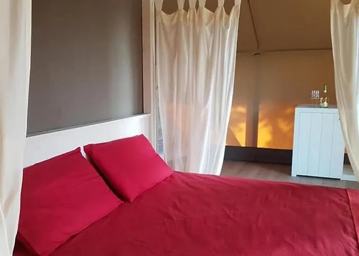 Luxusní stan Village Glamping Biscione