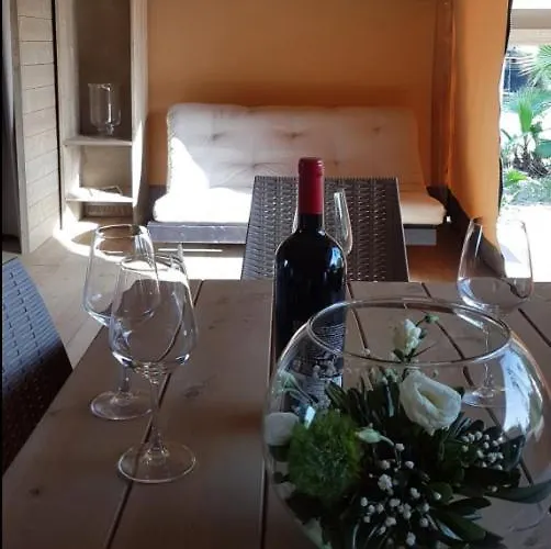 Luxusní stan Village Glamping Biscione